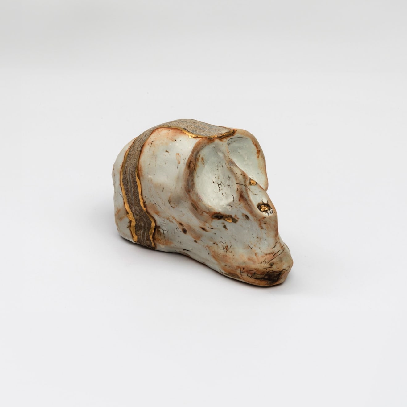 Fiona Waterstreet, Brown Skull with Gold, 2018