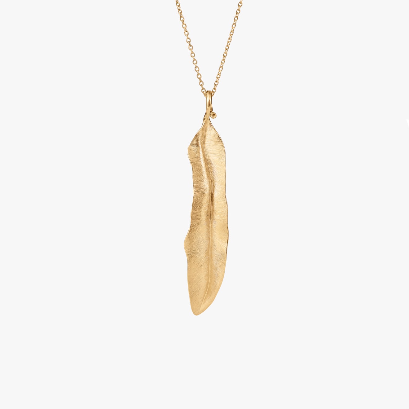 Ole Lynggaard Copenhagen, Medium long leaf pendant