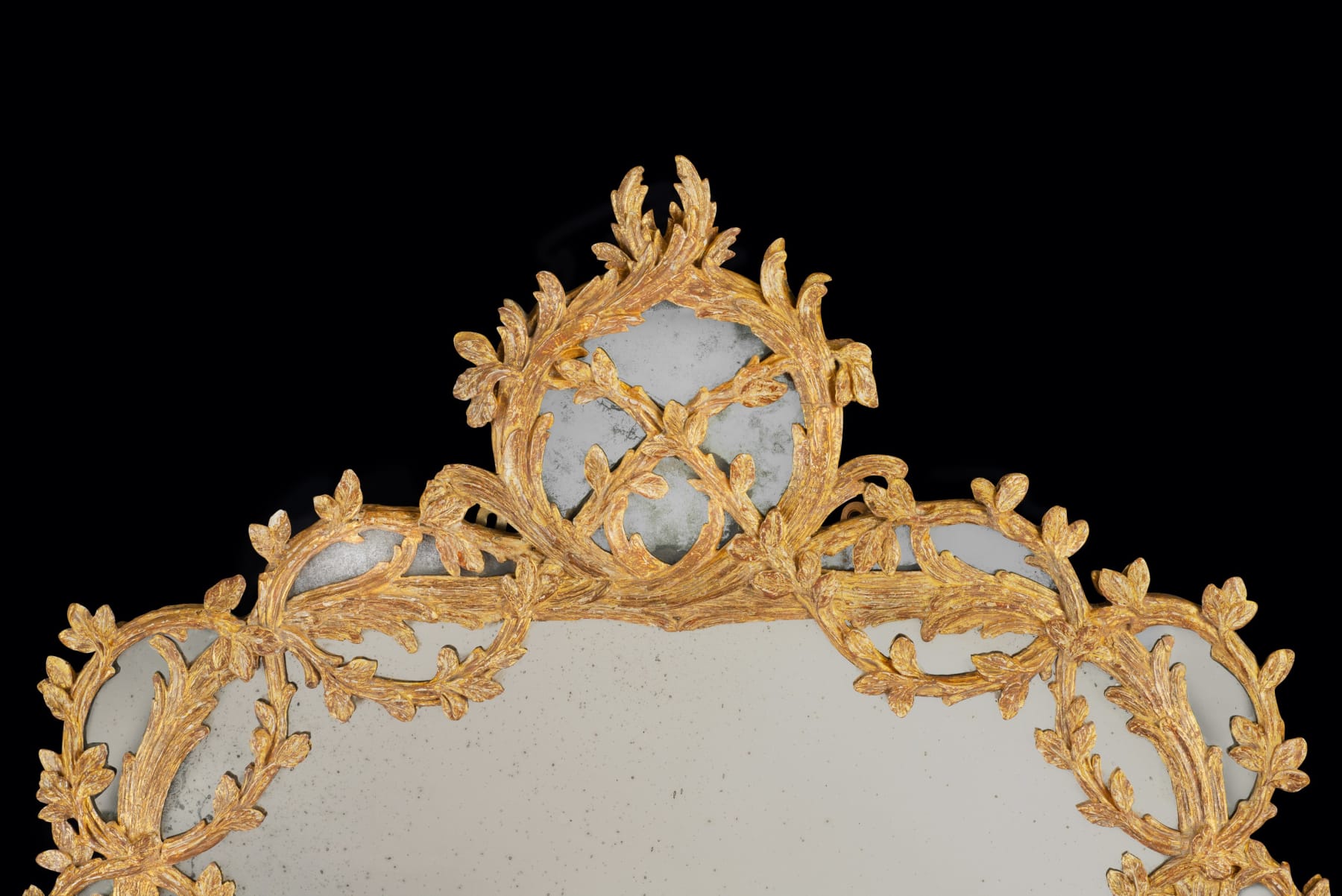 Coulborn George III Carved Giltwood Mirror designed by Robert Adam