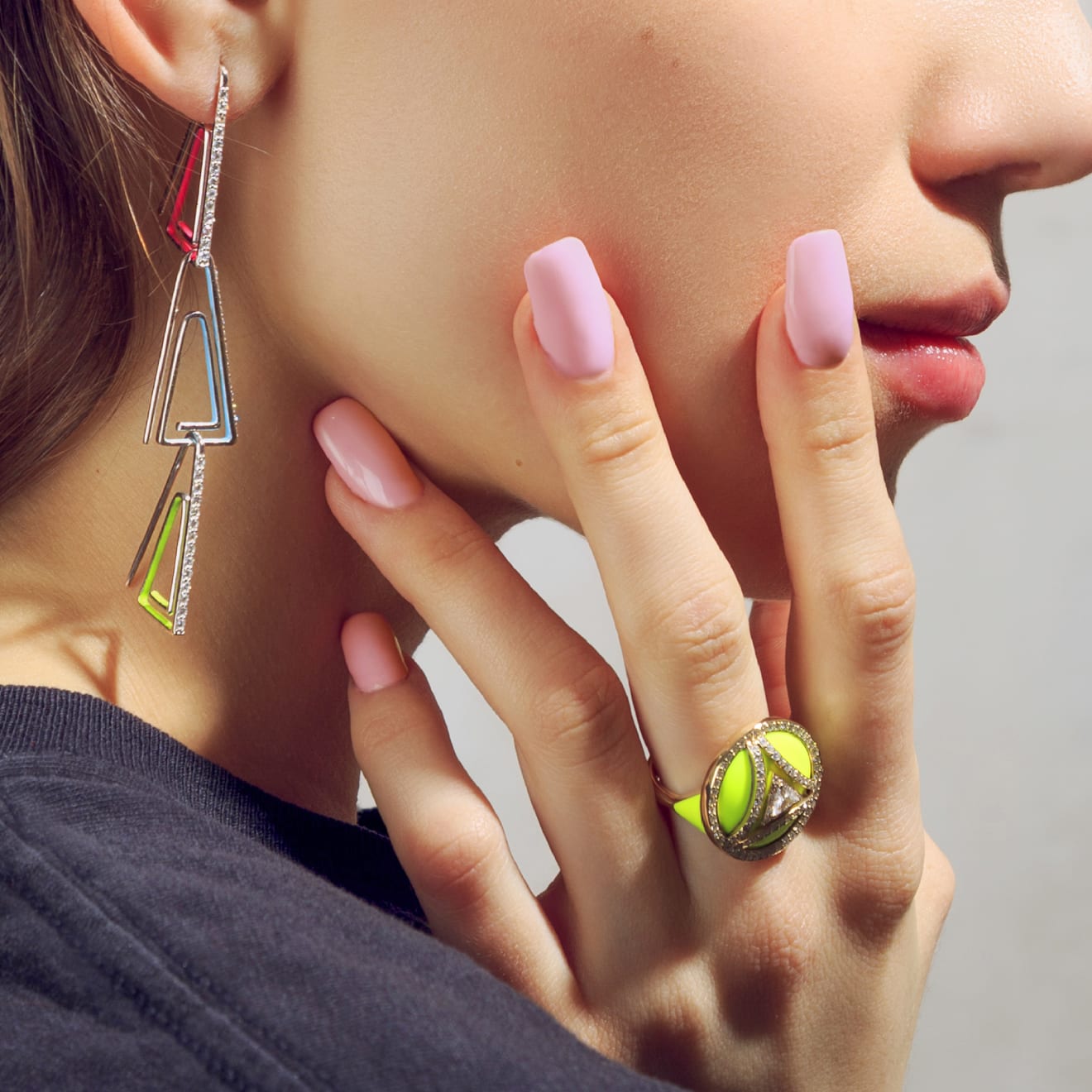 Maya, Sonya: ring with yellow enamel