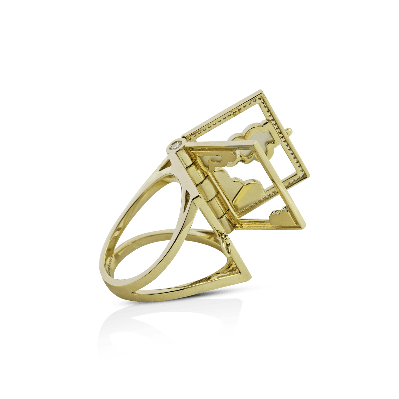 Aisha Baker, Mirror Mirror - Dreampedia