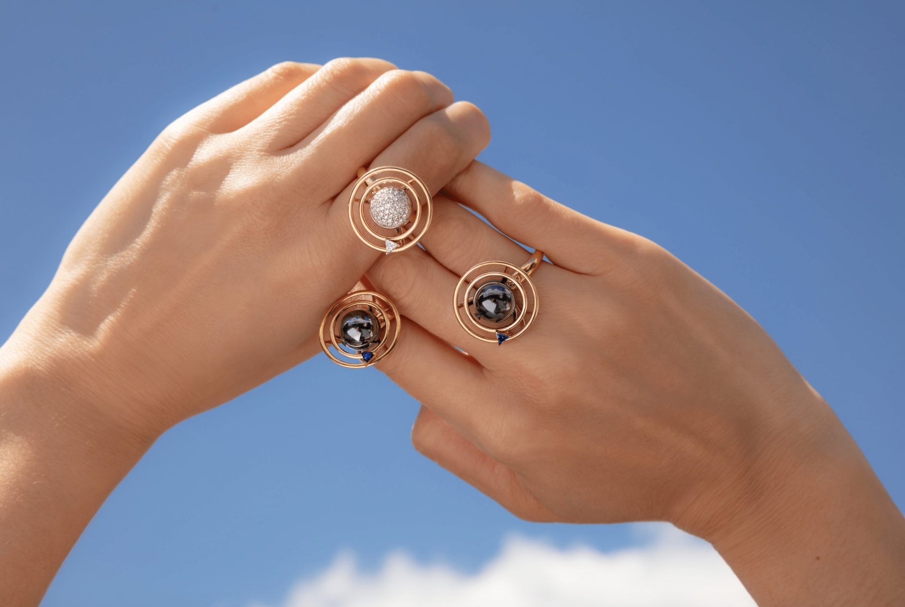 Maya, Cosmic: Saturn ring with diamond