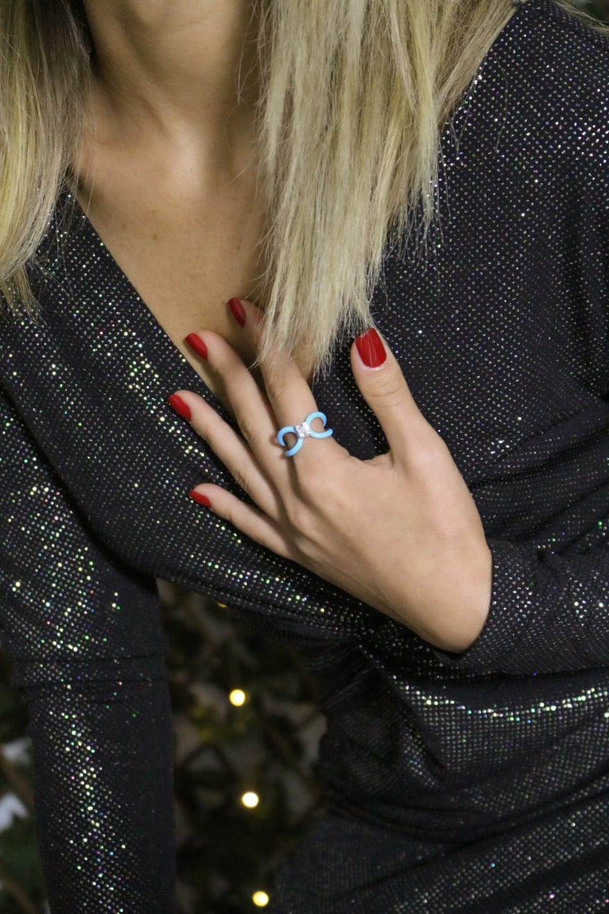 Terzihan, Fizzy: Twisted Ring with Turquoise Enamel