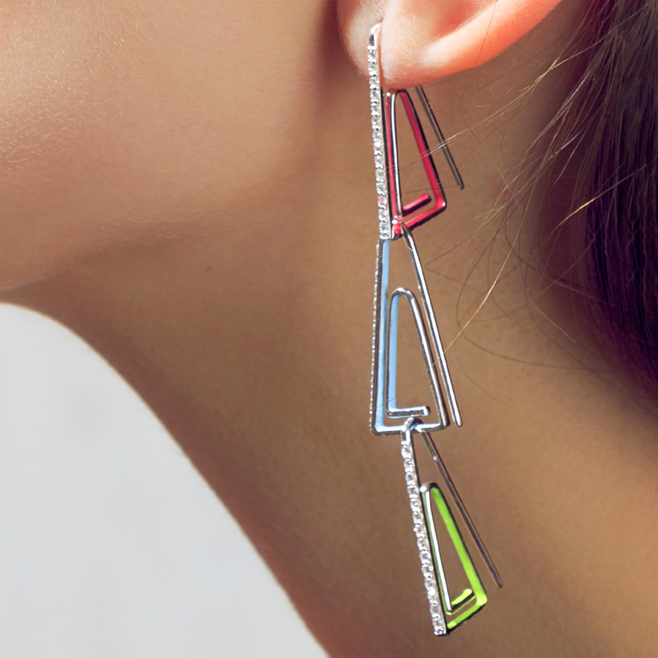 Maya, Out of Office: Paper clip with diamonds and pink enamel