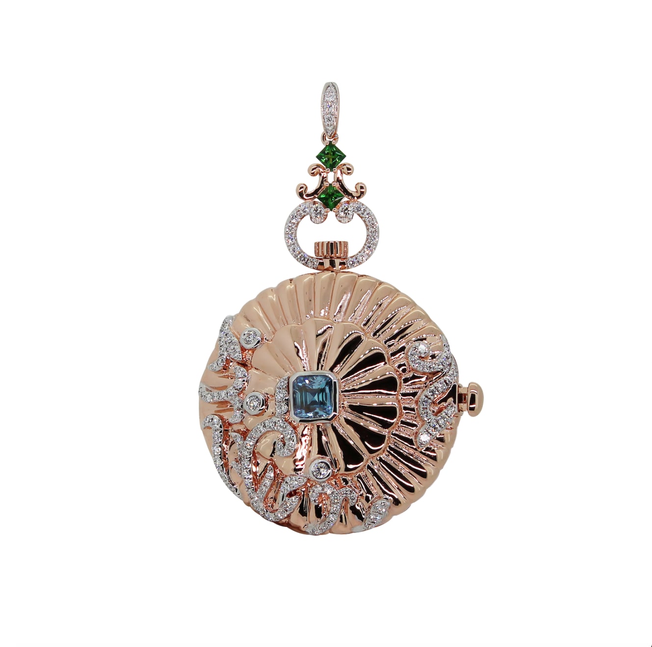 Simone, From Russia With Love: The Imperial Locket