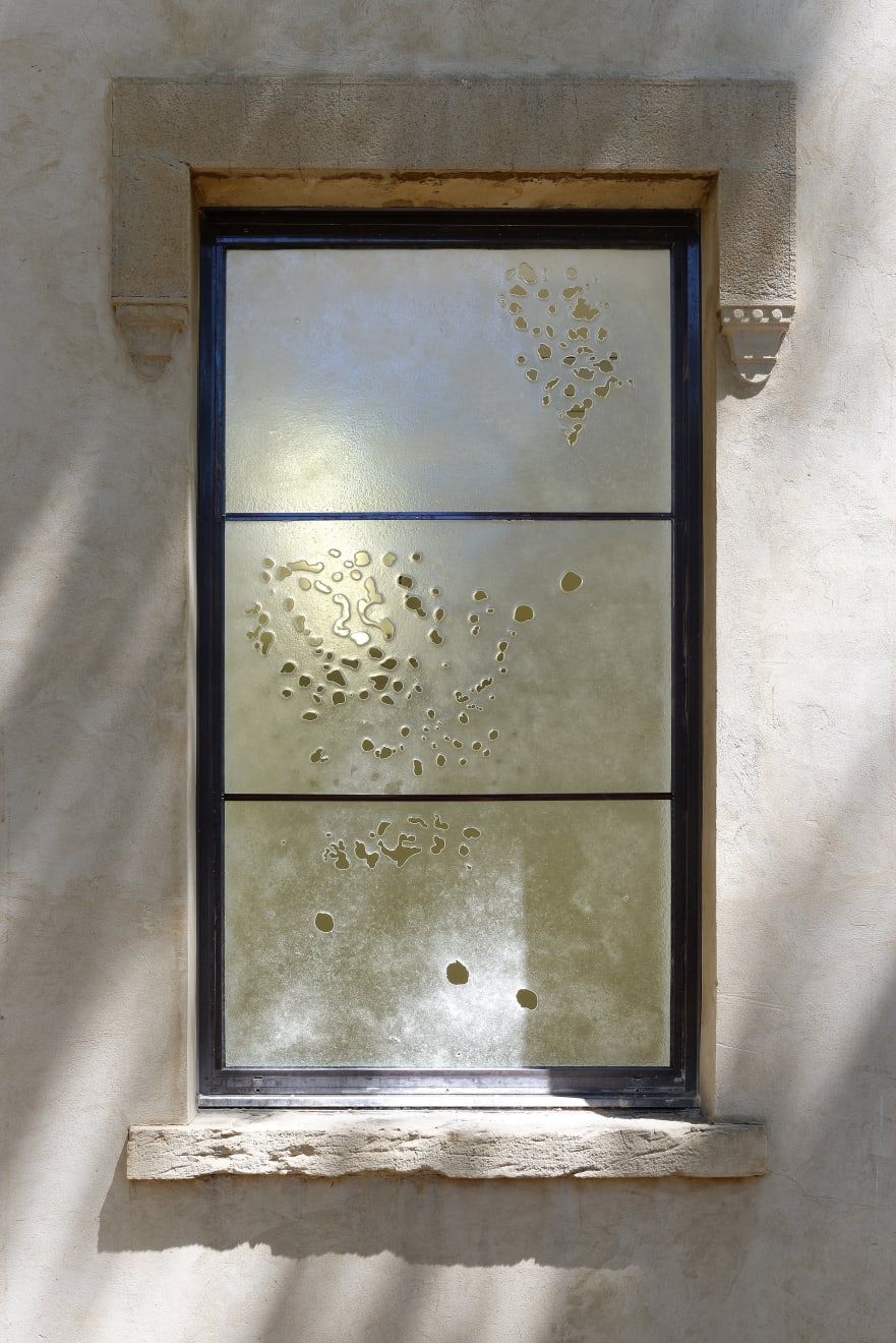 Kate Newby, Wild was the night, 2019