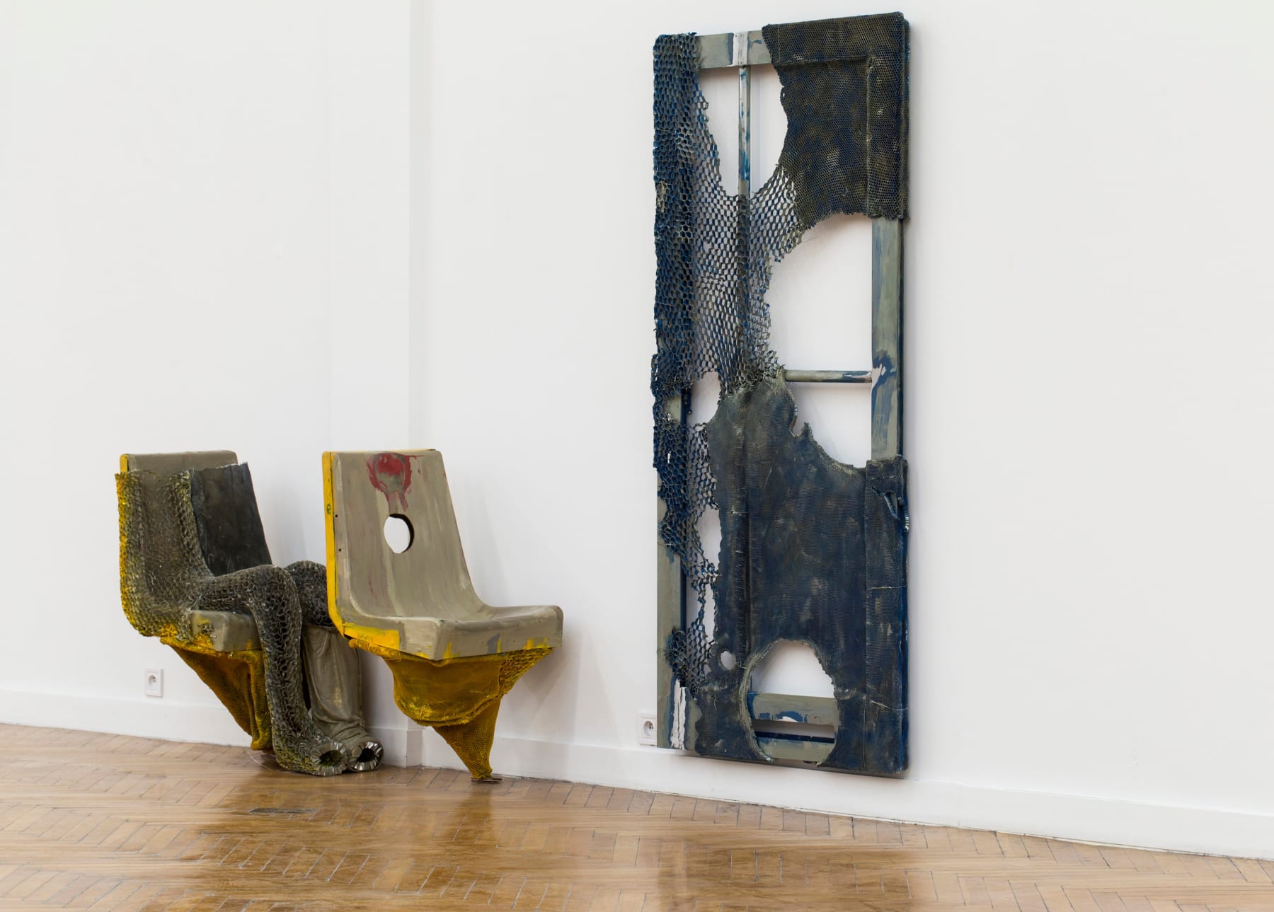 Piotr Bury Lakomy, Waiting Room, 2018