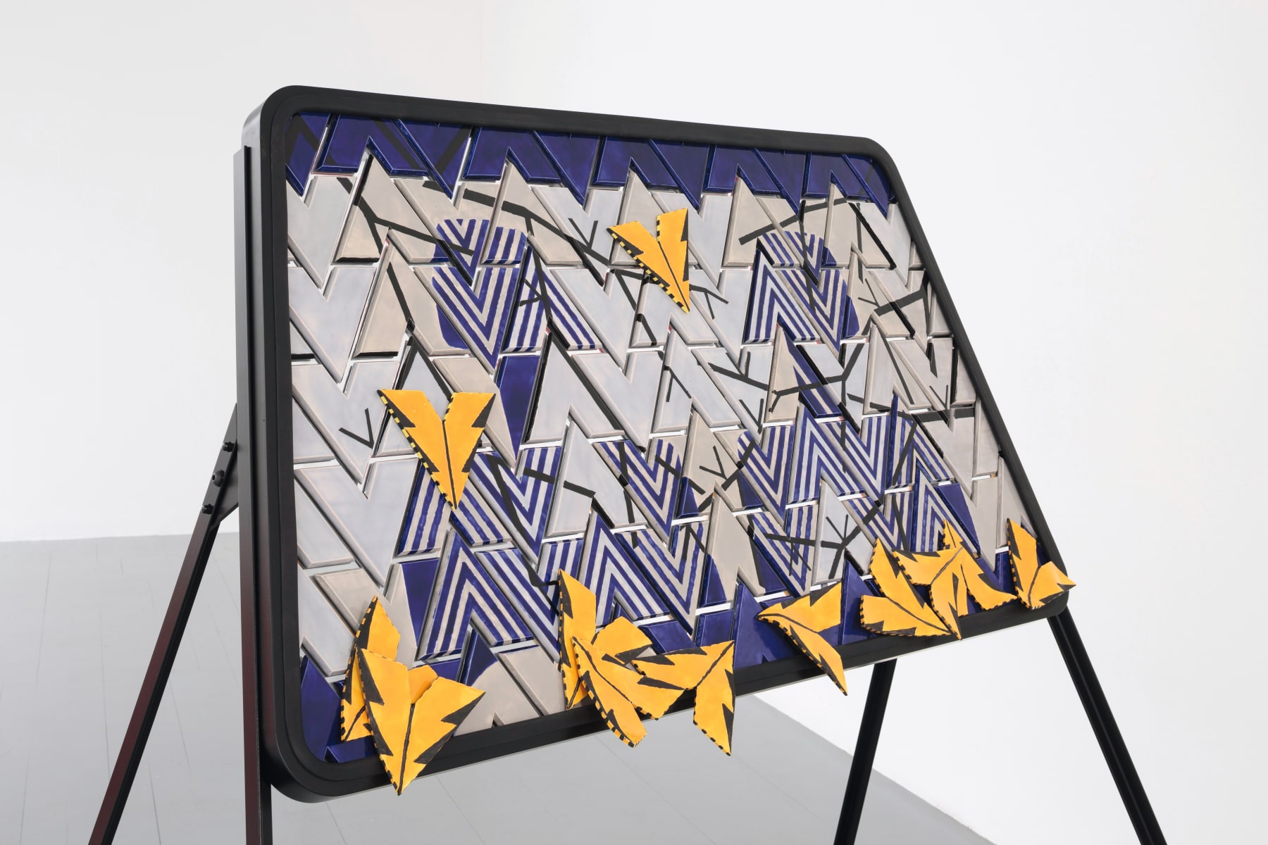 Emma Hart, Give Way, 2018