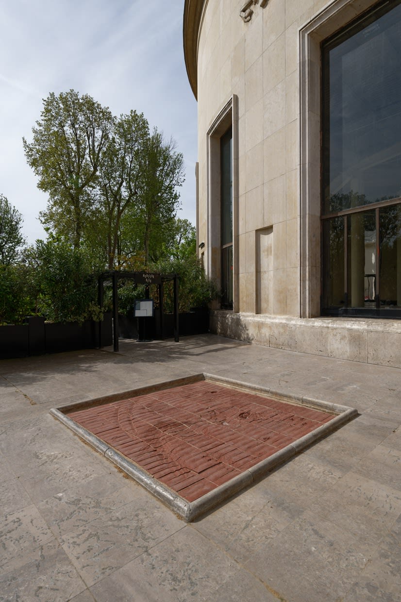 Kate Newby, The edge of the earth, 2022