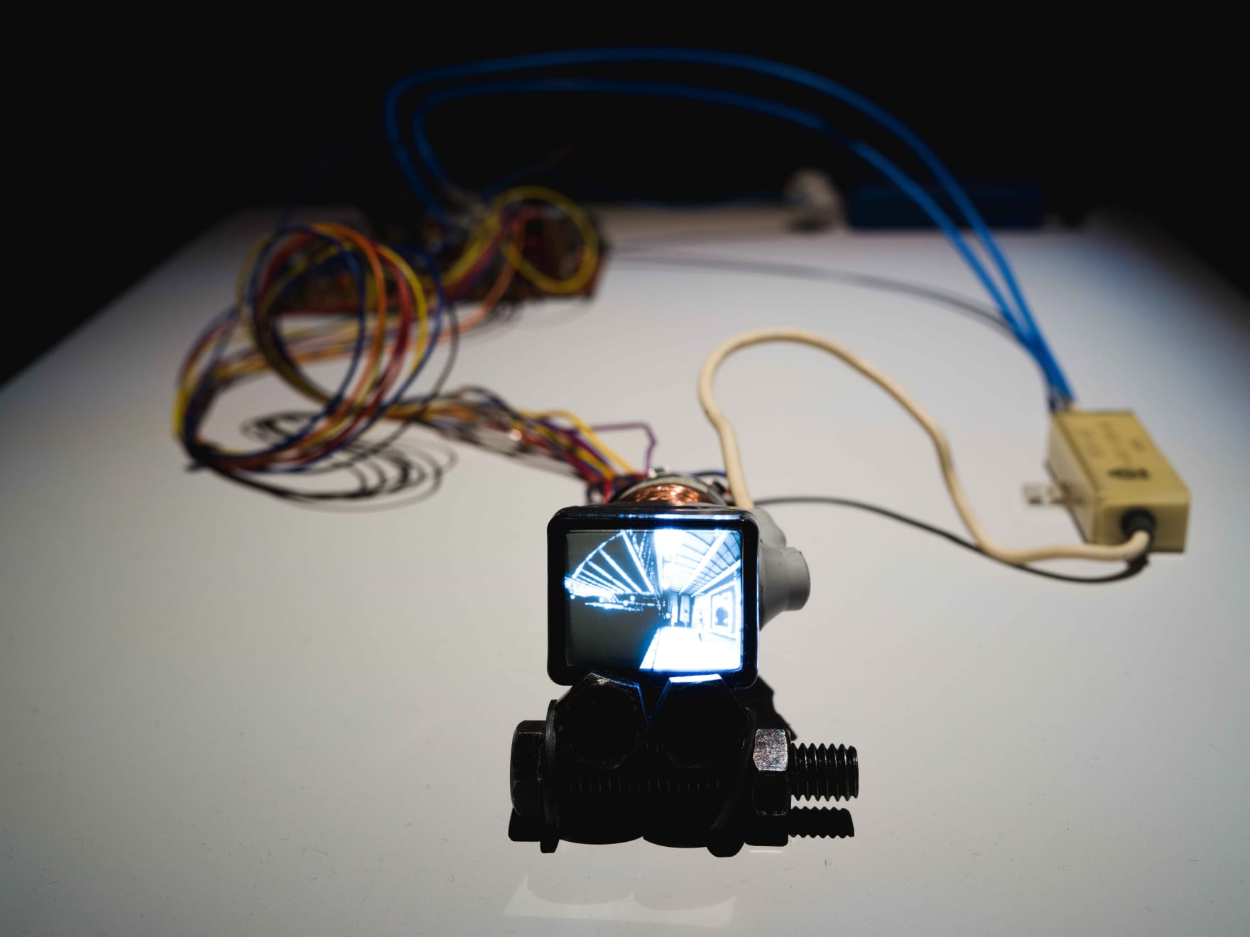 阿莫．帕特爾, 城市及其之間的線V1 Lines Between the City V1, 2023