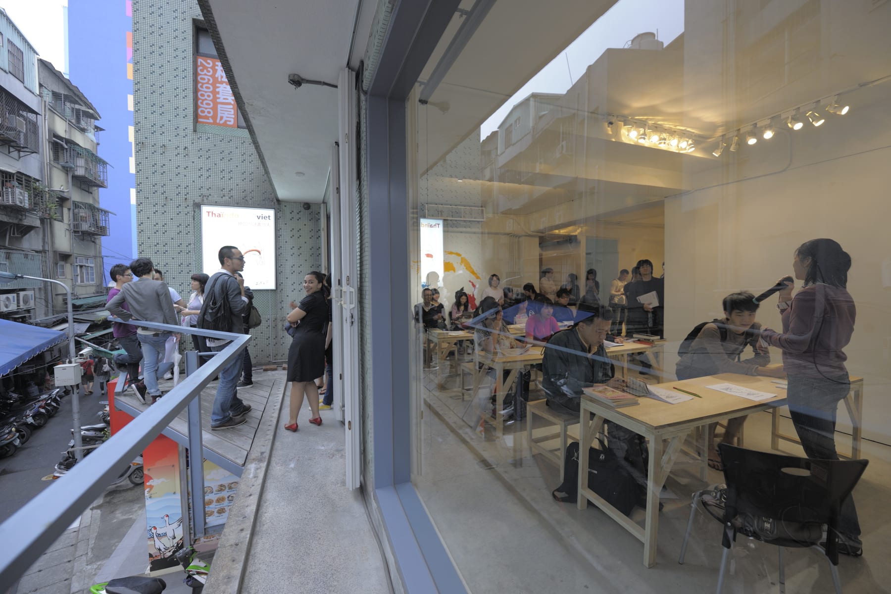 饒加恩, Thaïndophiliviet, 2011