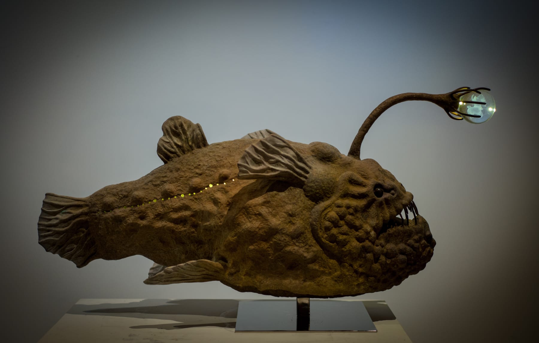 楊茂林, 奧茲吉祥鮟鱇號 The Propitious Oz Anglerfish, 2014