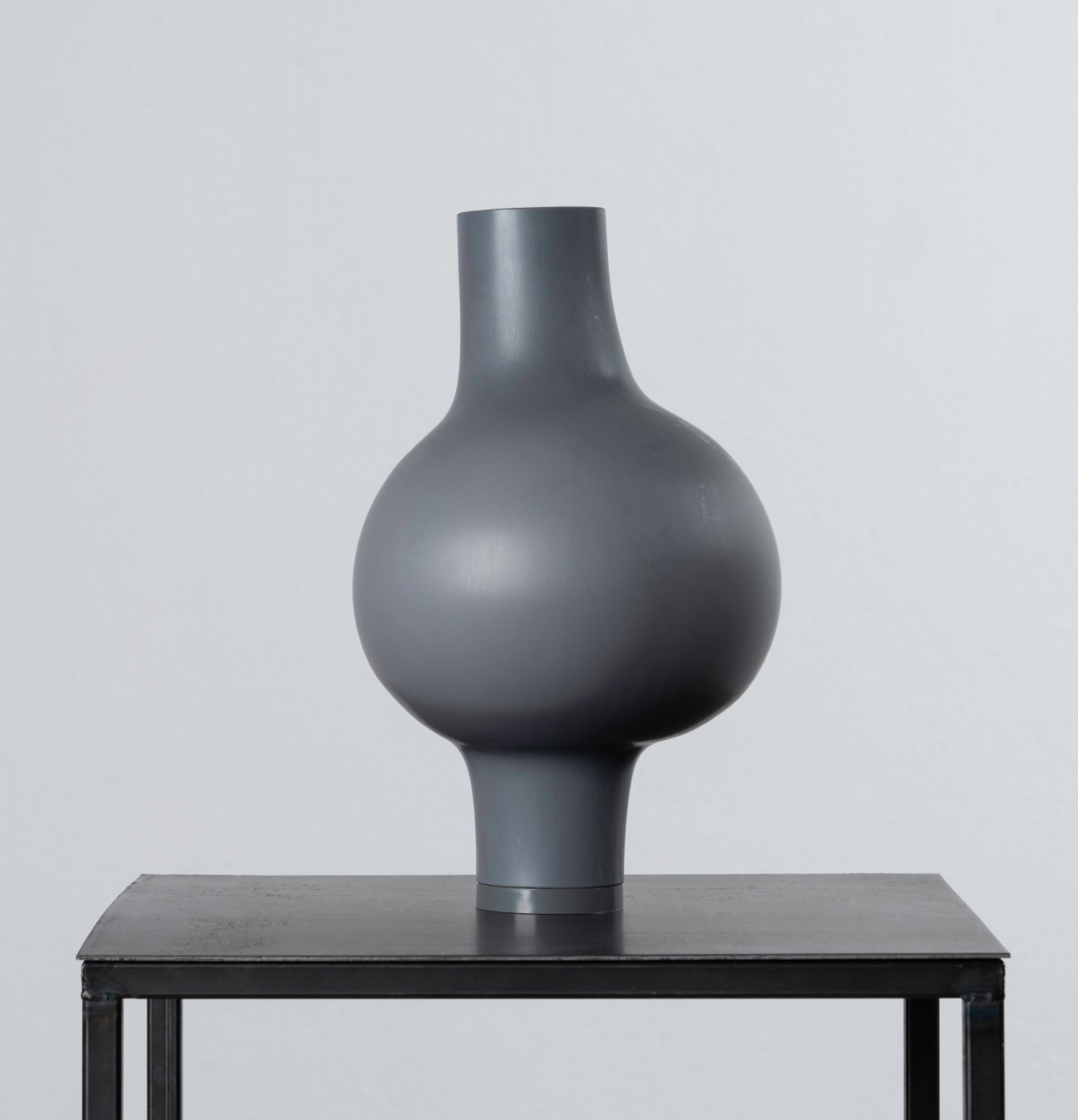 Kodai Iwamoto, "PVC Handblowing Project", Vaza / Vase