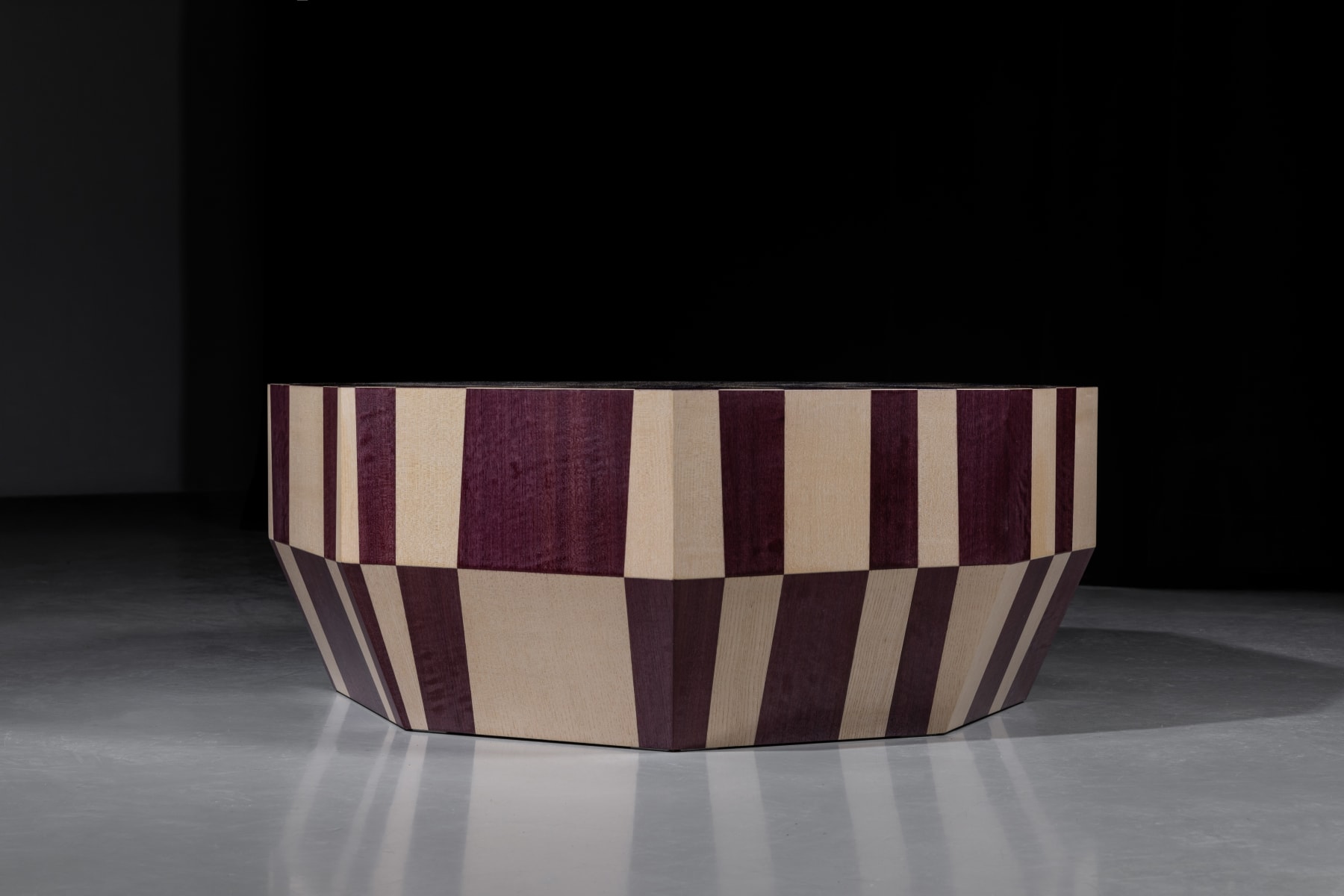 Martynas Gailiušas, ADHDOCD, Stalas / table