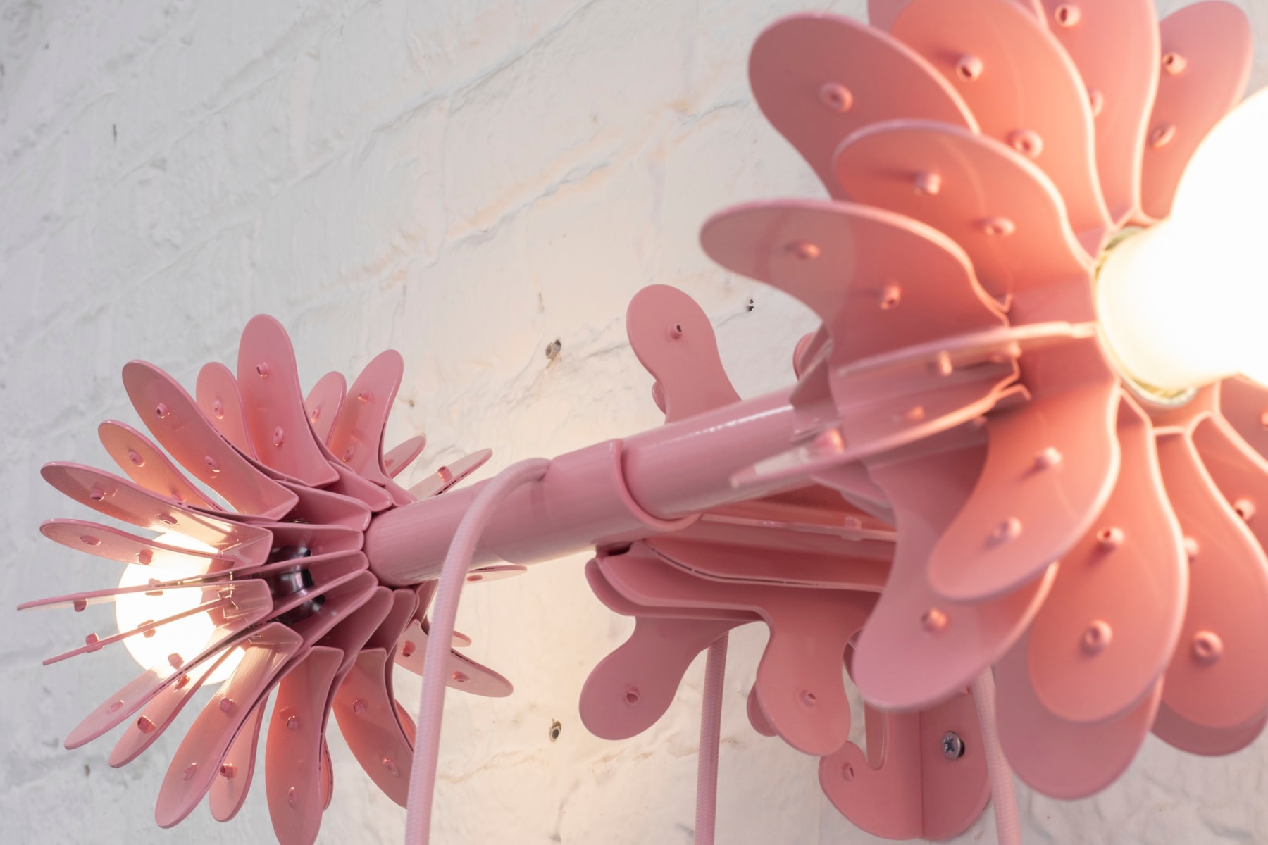 Flora Lechner, VENT lamp (Beige / Smėlinė), 2023