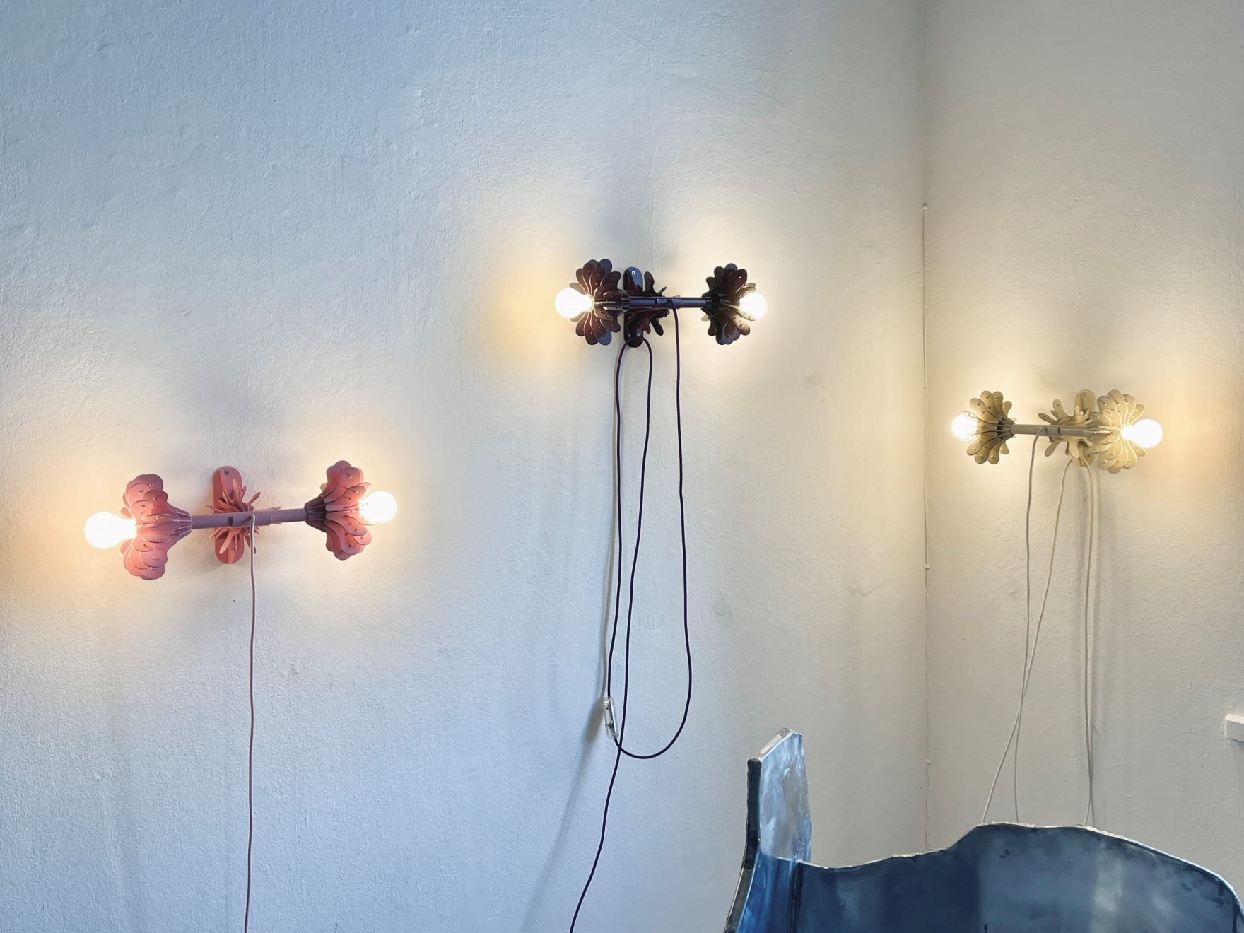 Flora Lechner, VENT lamp (Beige / Smėlinė), 2023