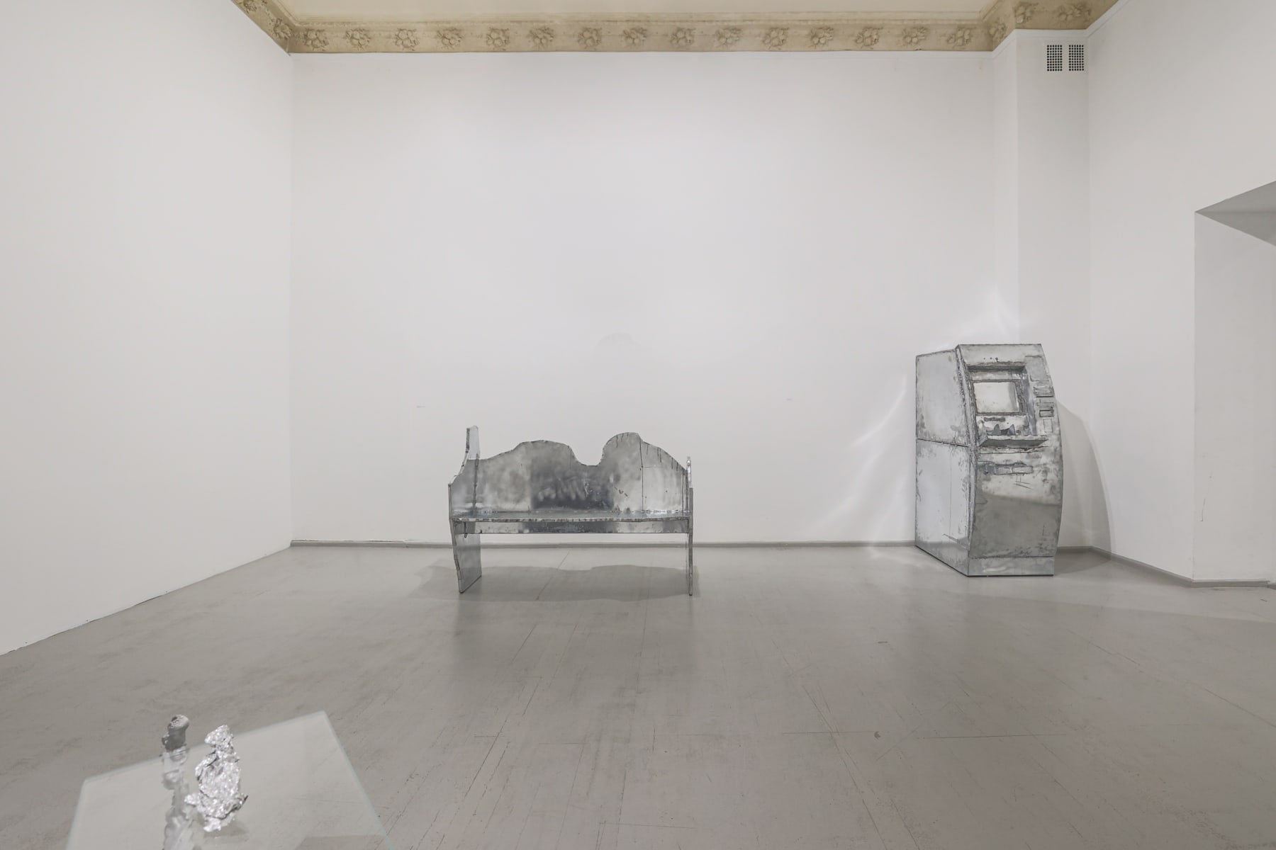 Kotryna Butautytė, Užstatas nr. 2 (suolas) / Collateral No. 2 (bench), 2023