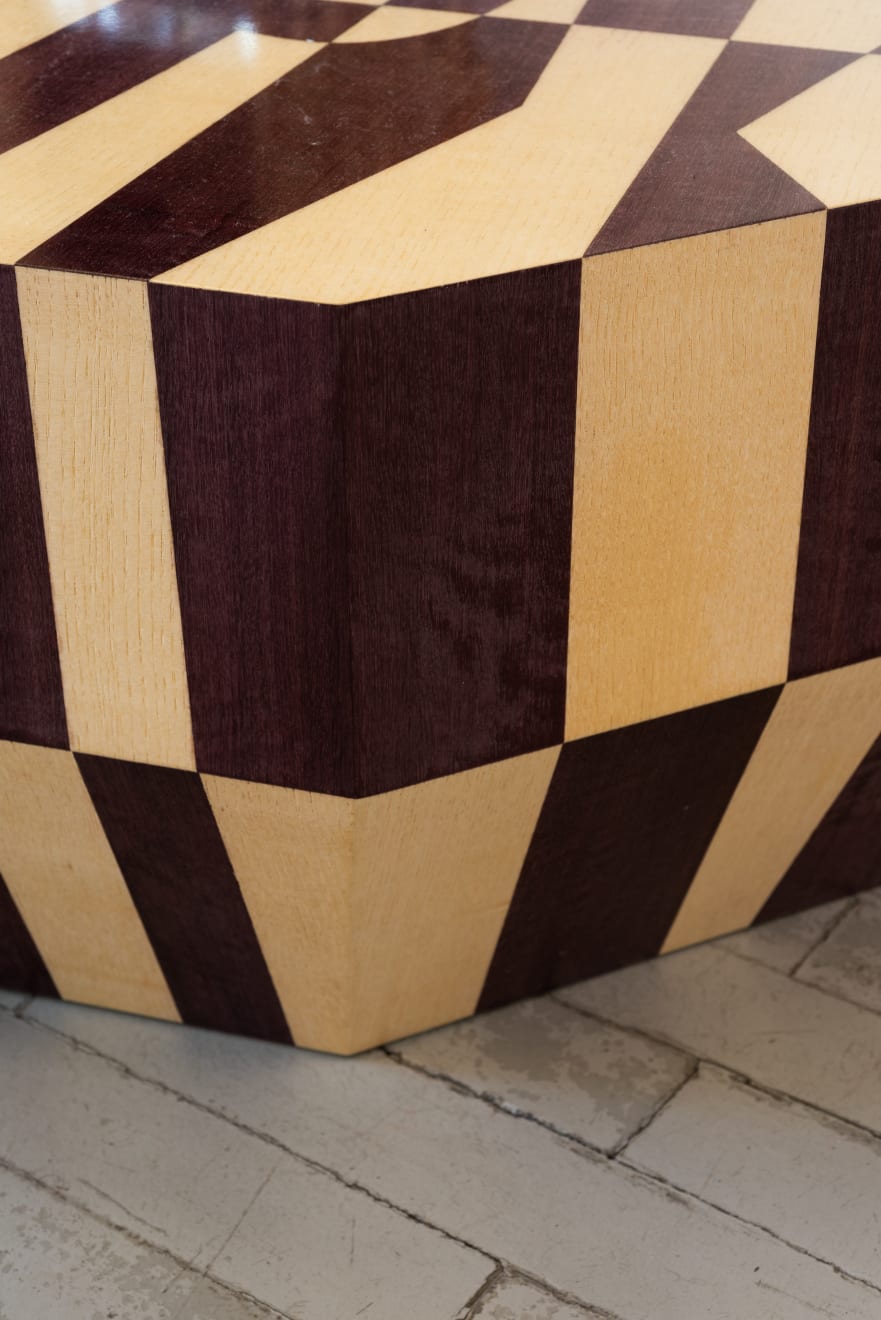 Martynas Gailiušas, ADHDOCD, Stalas / table