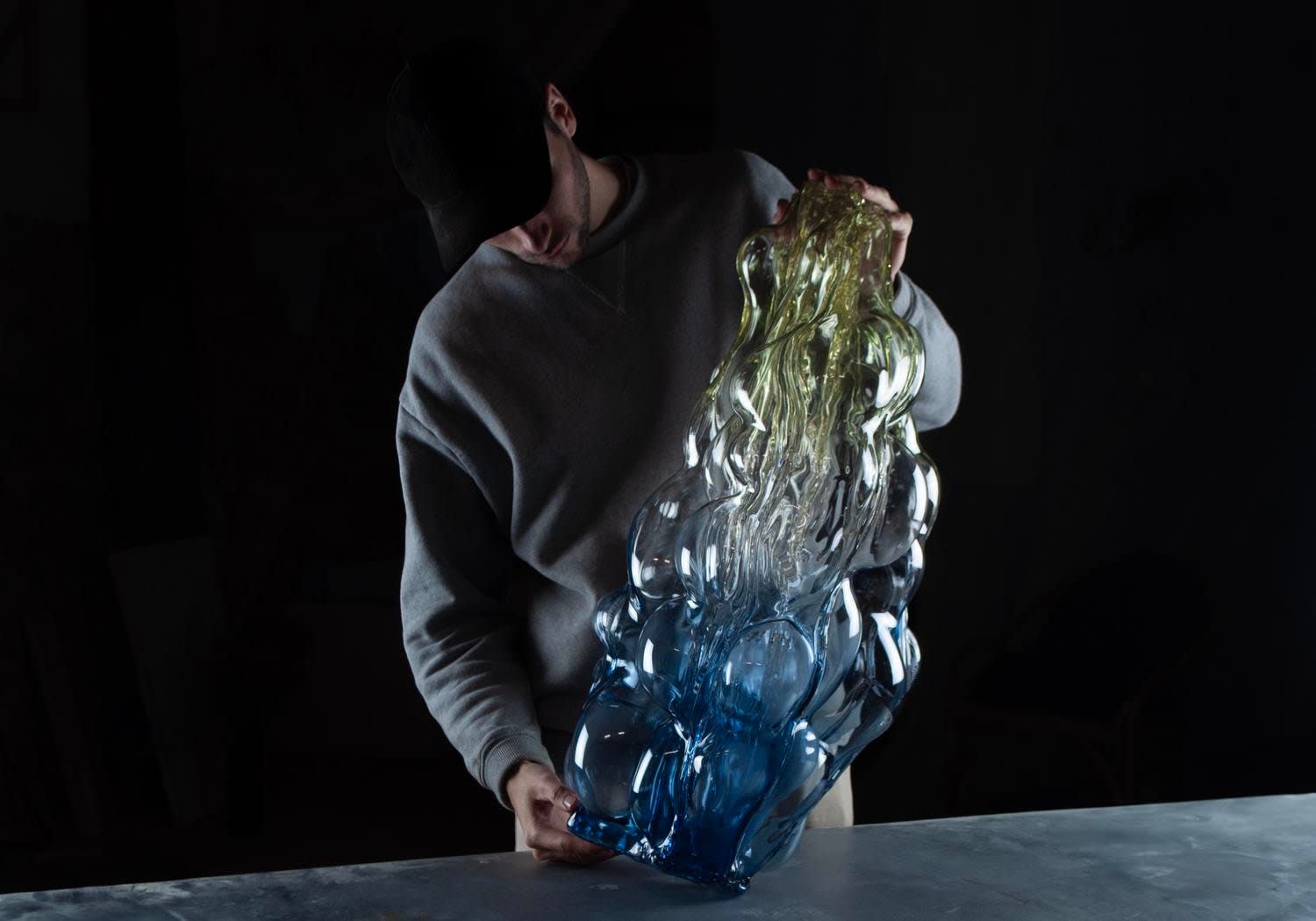 Dorian Renard, Liquid, vaza / vase