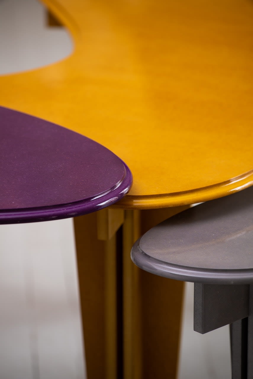 Vytautas Gečas, No one's average, Stalas / table