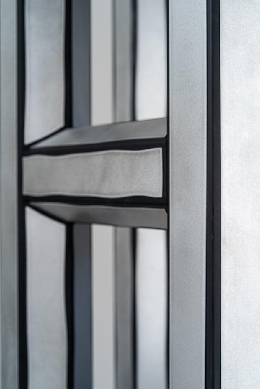 Tijs Gilde (Studio Guilty), ŠEŠIAKAMPĖ / HEX , Lentyna / shelf