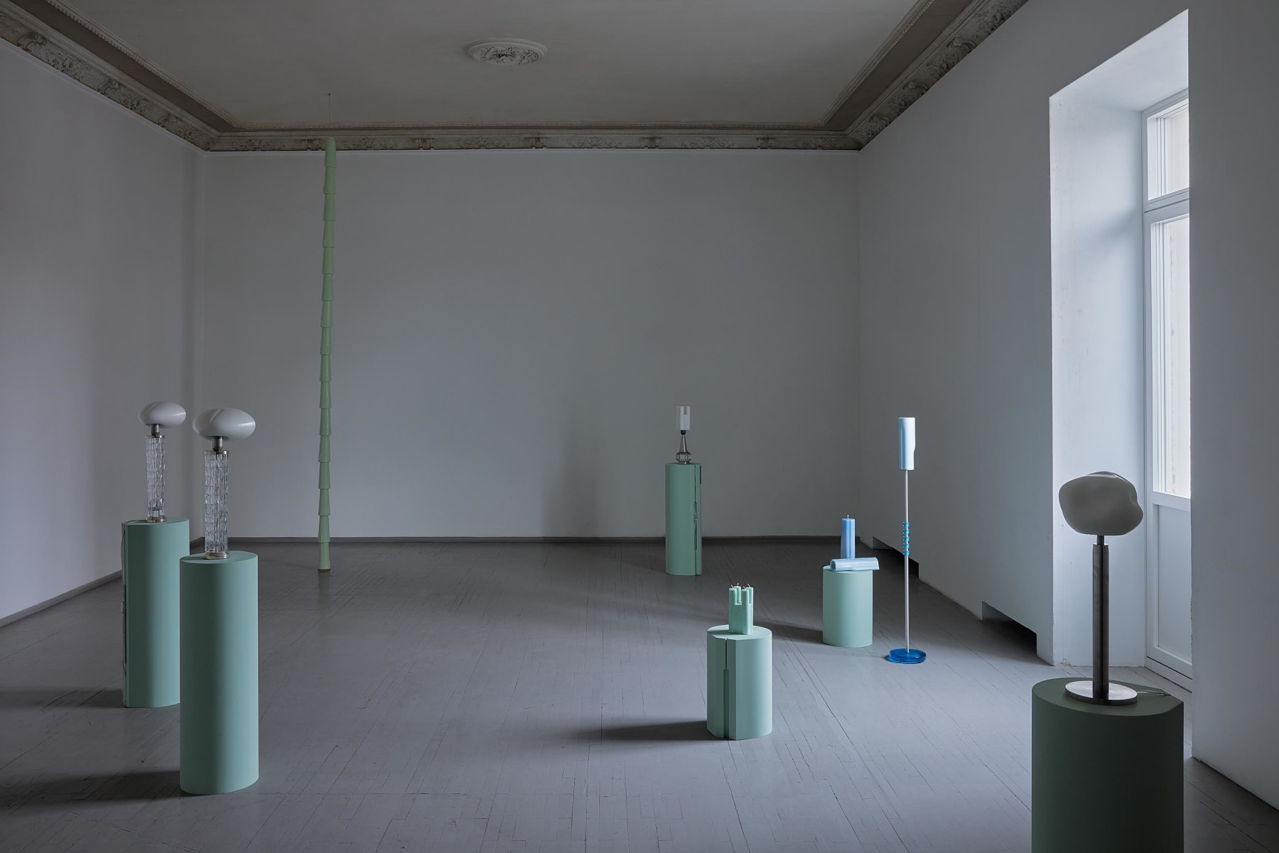 Daydreaming Objects, SOFT SOLID (large stand), 2023 - 2024