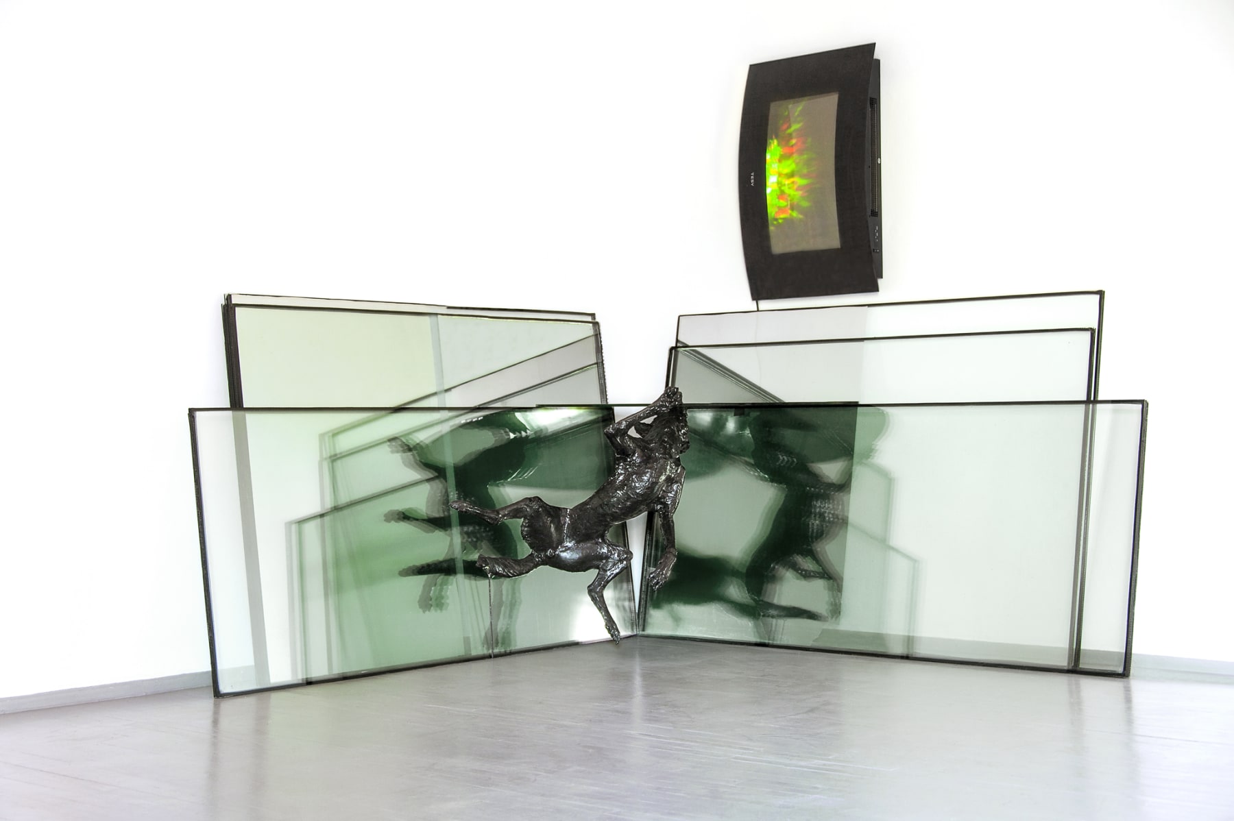 Vytautas Viržbickas, Ofelija. Plaukti pasroviui / Ophelia. To Go With the Flow, 2017