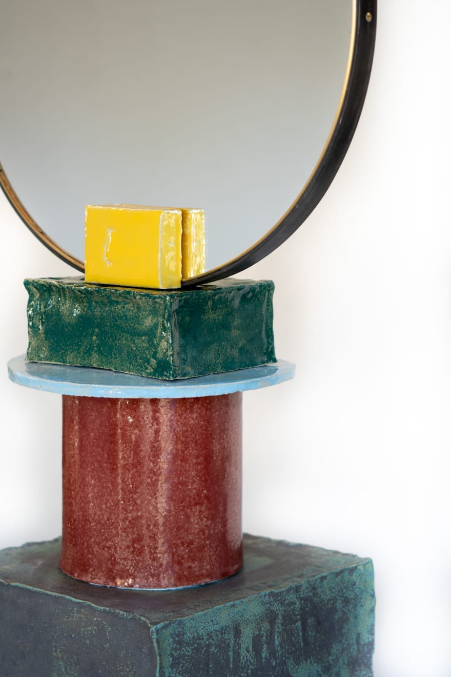 Kiki van Eijk, Totem mirror, 2021