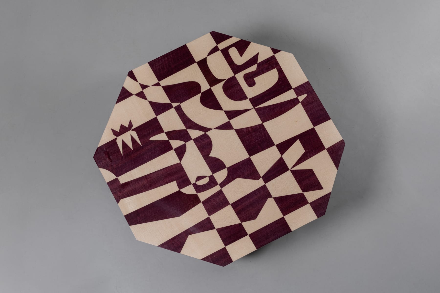 Martynas Gailiušas, ADHDOCD, Stalas / table