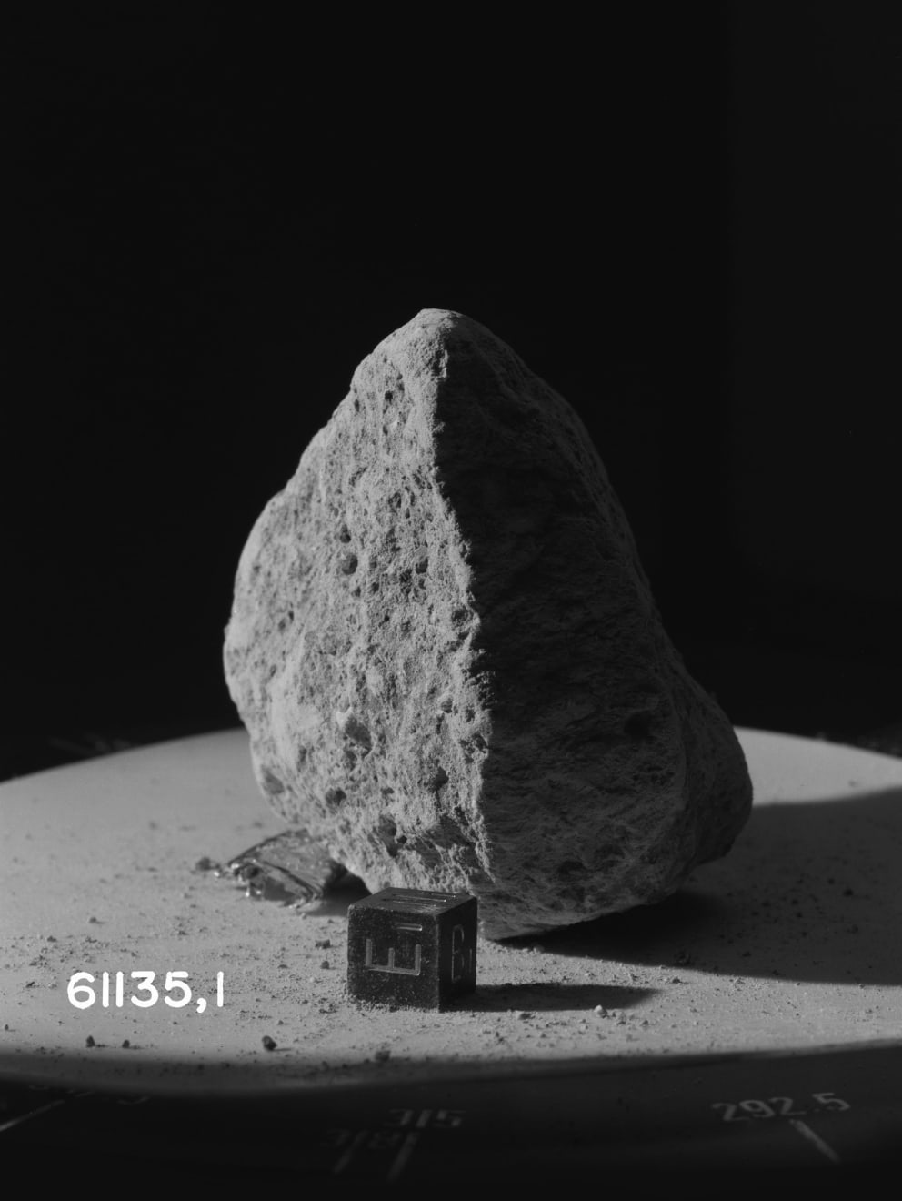 Geistė Marija Kinčinaitytė, Be pavadinimo (Mėginys 61135) / Untitled (Sample 61135), 1972-2025