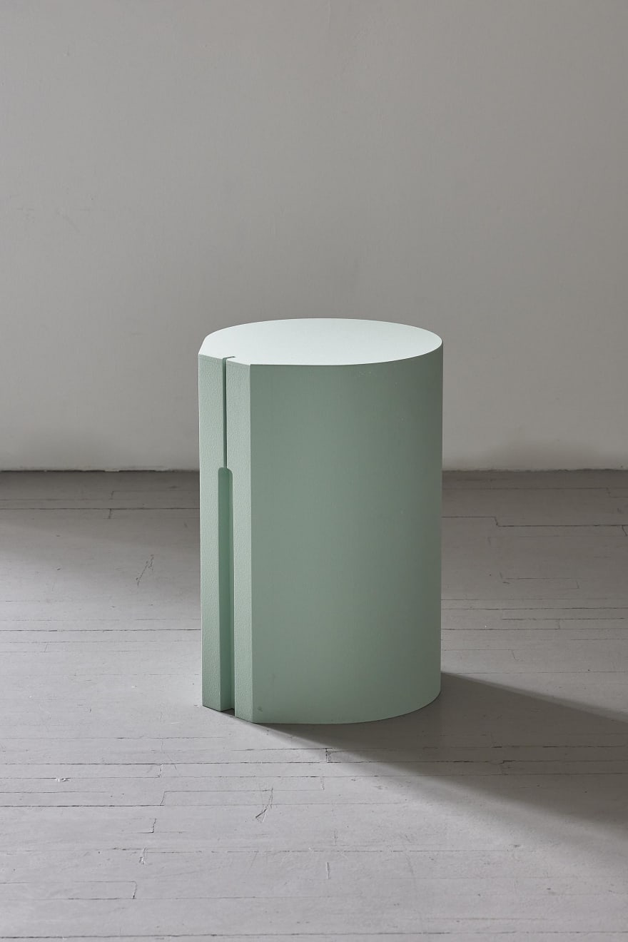 Daydreaming Objects, SOFT SOLID (maža pakyla / small stand), 2023 - 2024