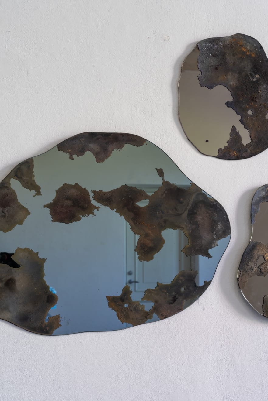 Eglė Pilkauskaitė, Camouflage veidrodis / mirror , 2025