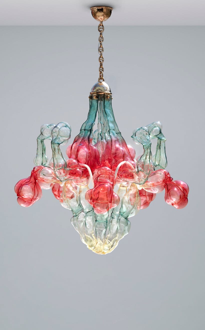 Dorian Renard, The Beauty of Distortion. Chandelier / Deformacijos grožis. Šviestuvas, 2022