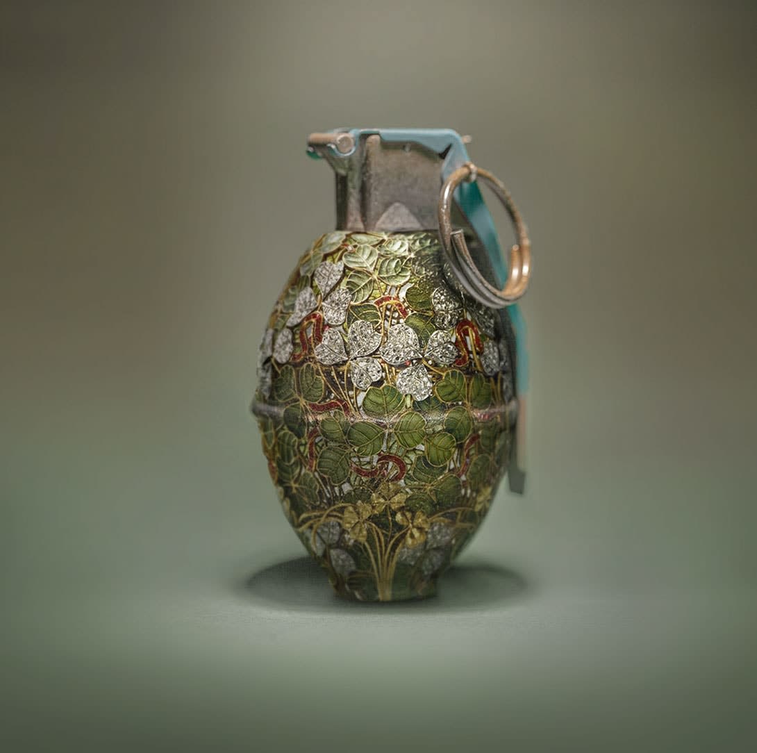 David Krovblit, Fabergé Grenade - Clover, 2021