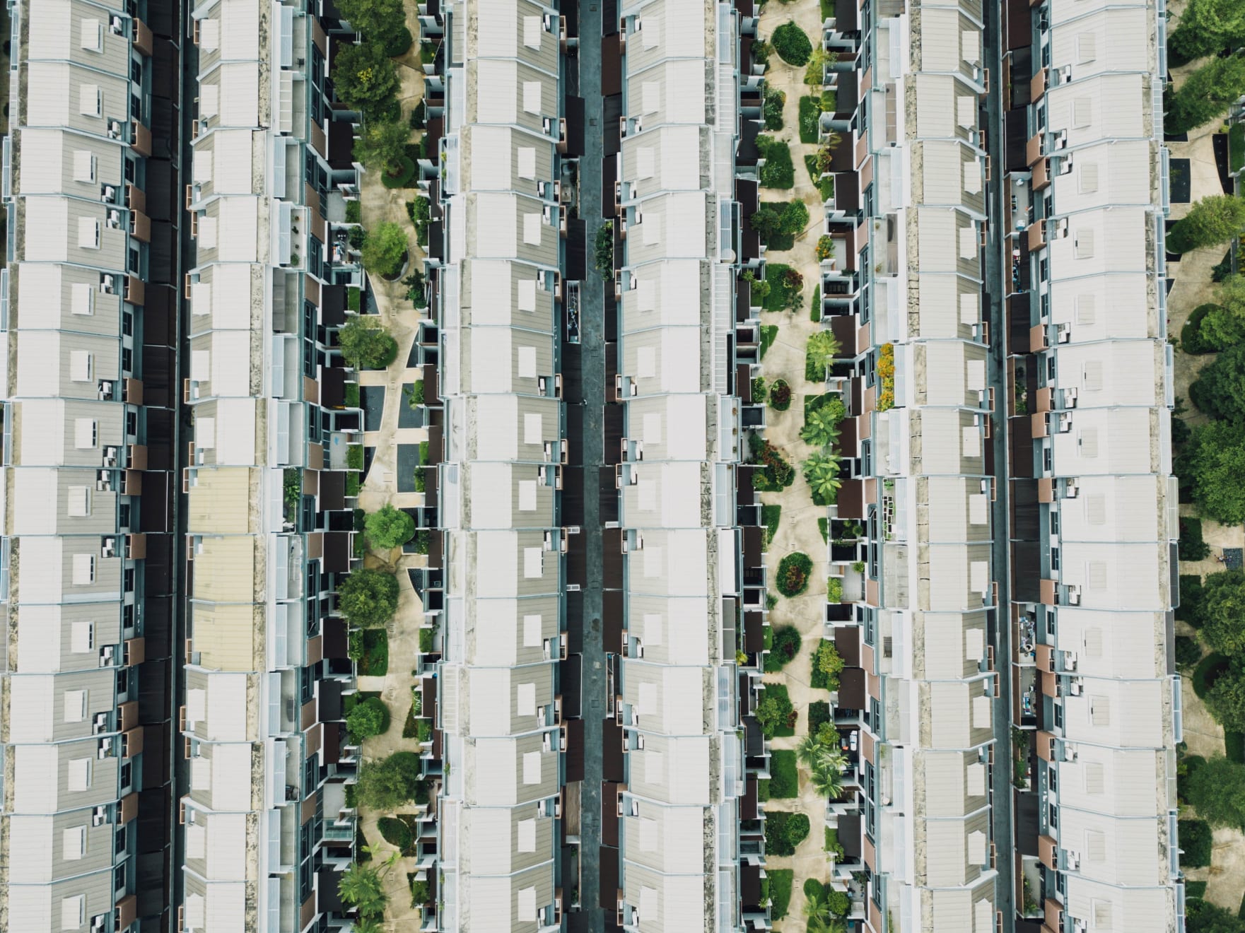 Oliver Routledge, Untitled Cityscape I