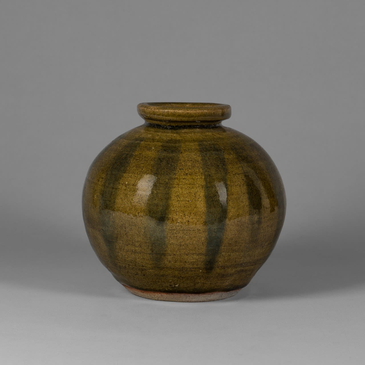 Katharine Pleydell-Bouverie, Vase
