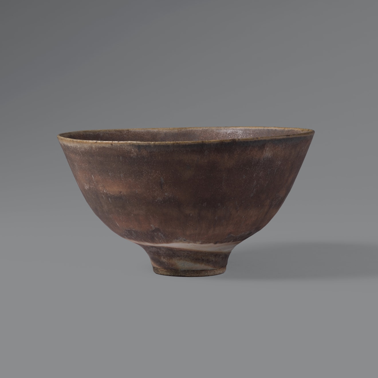 Lucie Rie, Footed celestial bowl, c.1969