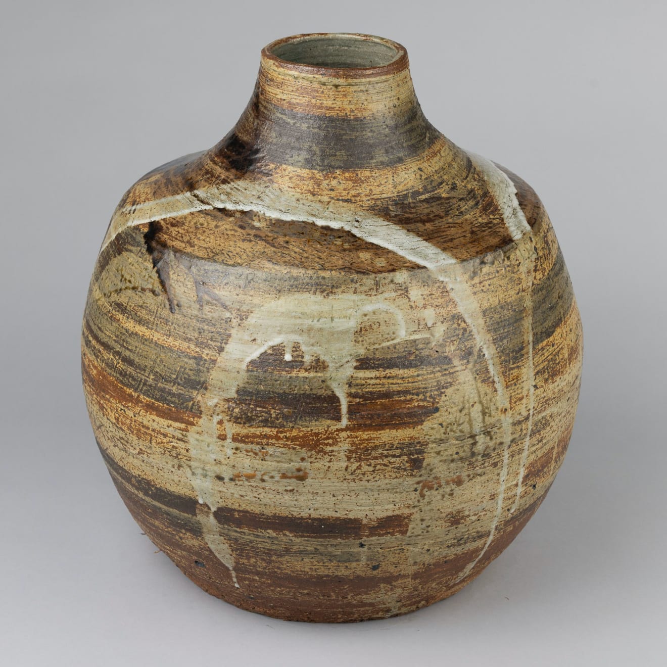 Janet Leach, Monumental vessel, 1993