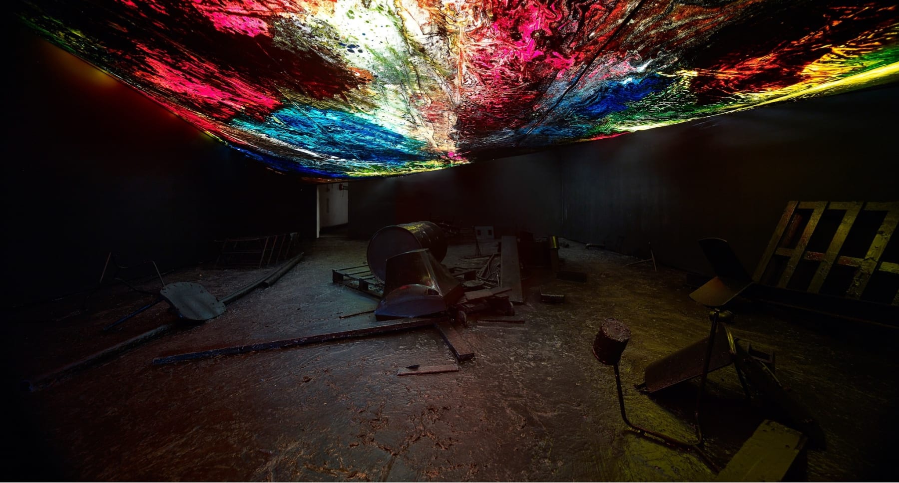 Hugo Canoilas, Lava-grotto, 2016