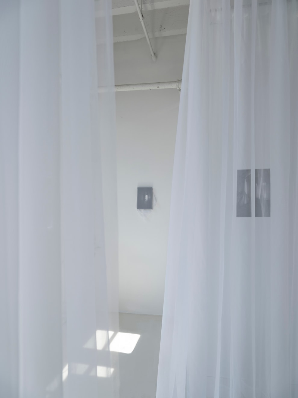 Sun Young Kang, Within the void: reaching for memories II, 2024