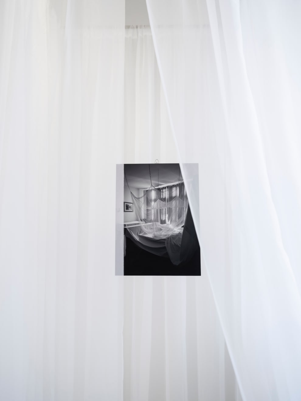 Sun Young Kang, Within the void: reaching for memories I, 2024