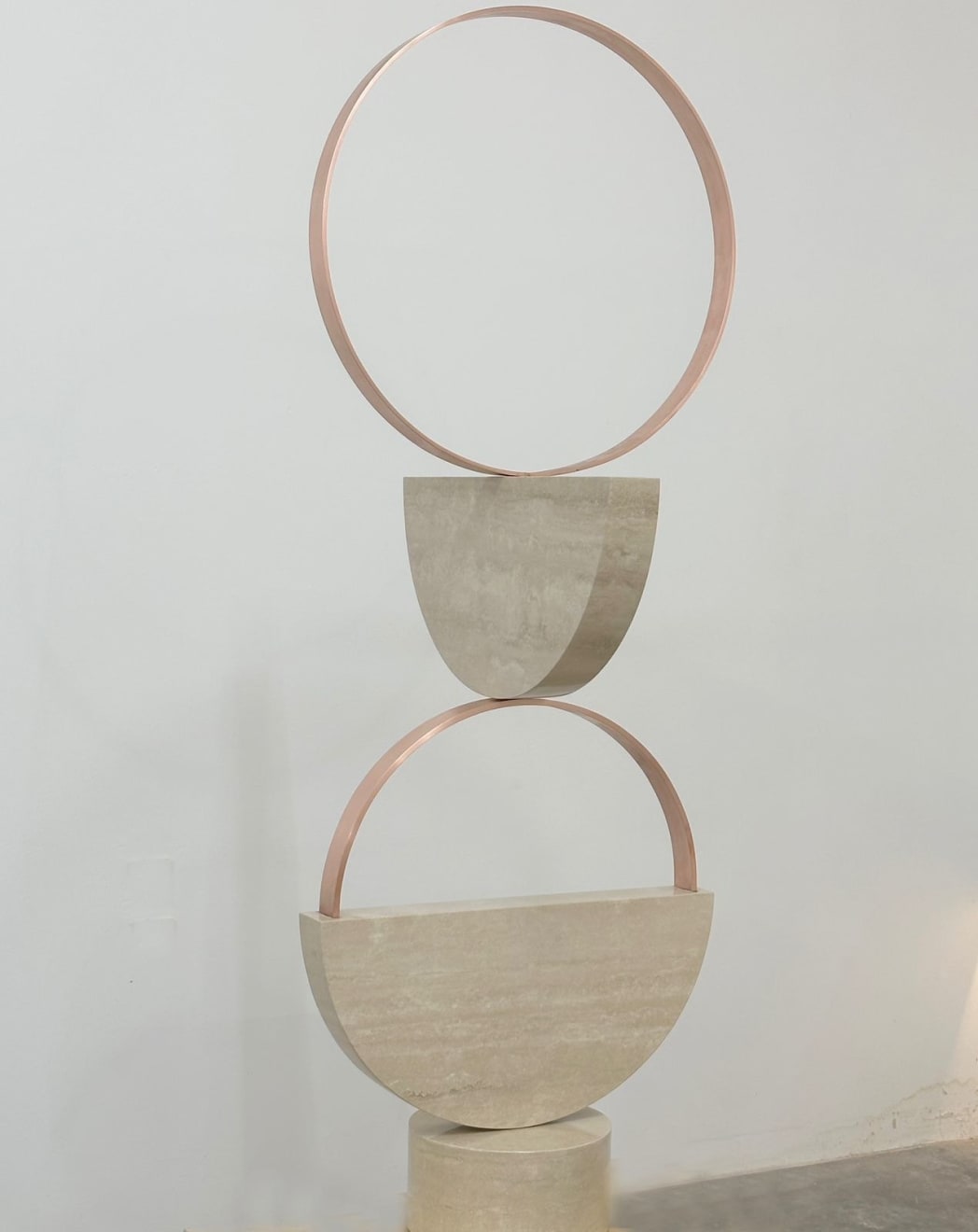 Karian Amaya, Totem, 2024