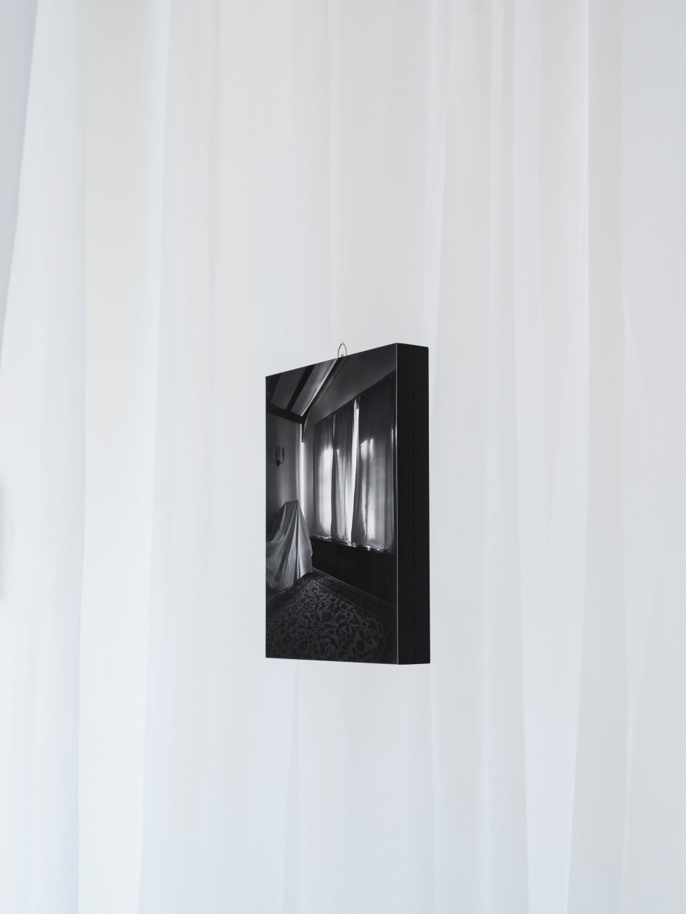 Sun Young Kang, Within the void: reaching for memories II, 2024