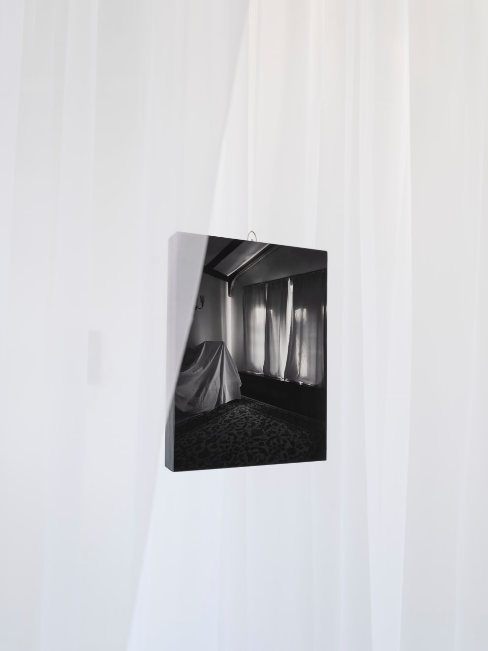 Sun Young Kang, Within the void: reaching for memories II, 2024