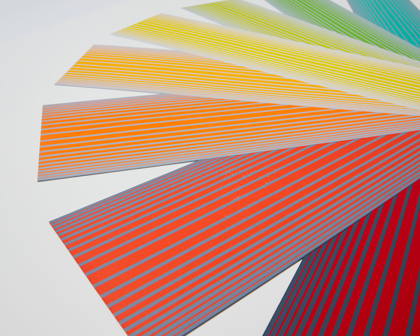 Richard Anuszkiewicz, Grey Tinted Rainbow, 1991
