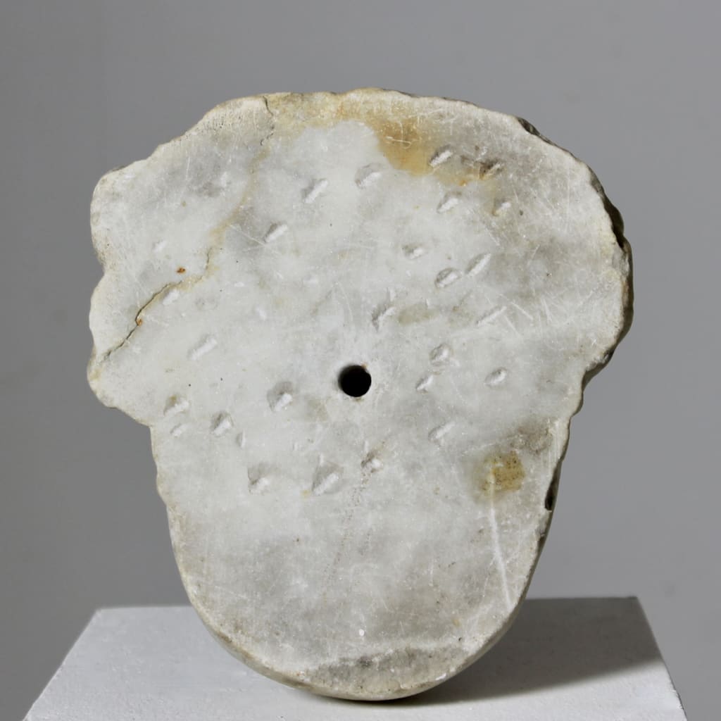 17th Century Carved Marble Face Of A Cherub