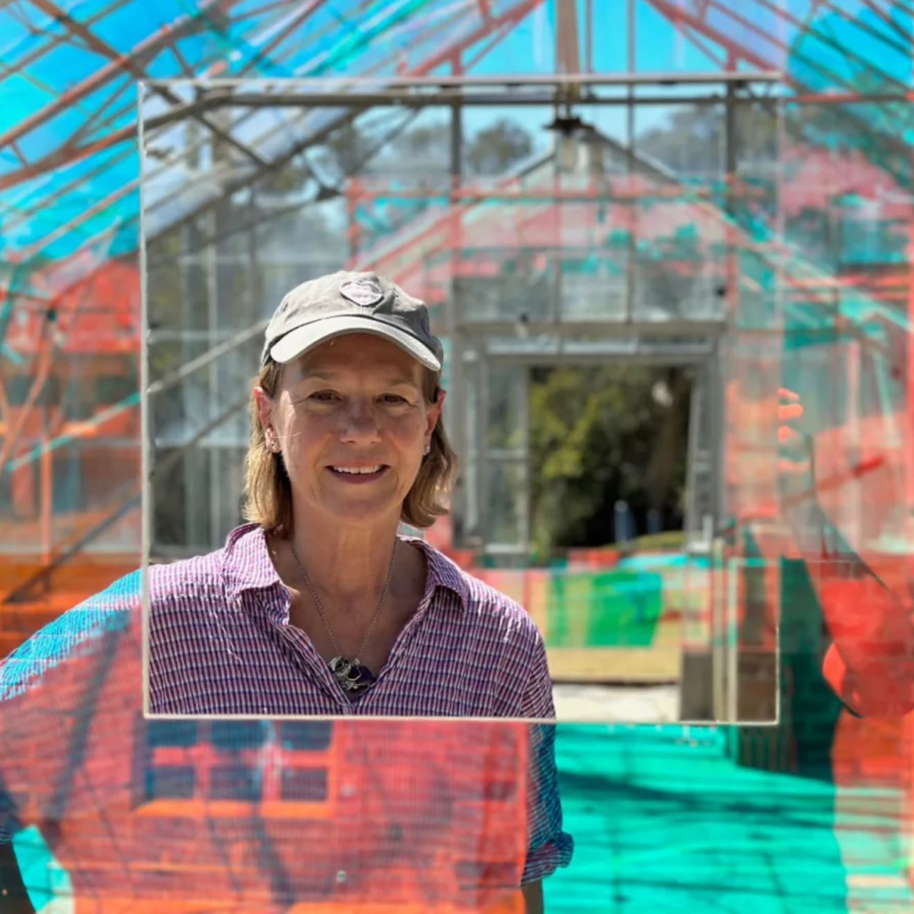 ANNA DUDEK Anna Dudek’s art draws deeply from her own life experiences as a woman, wife, and mother. 