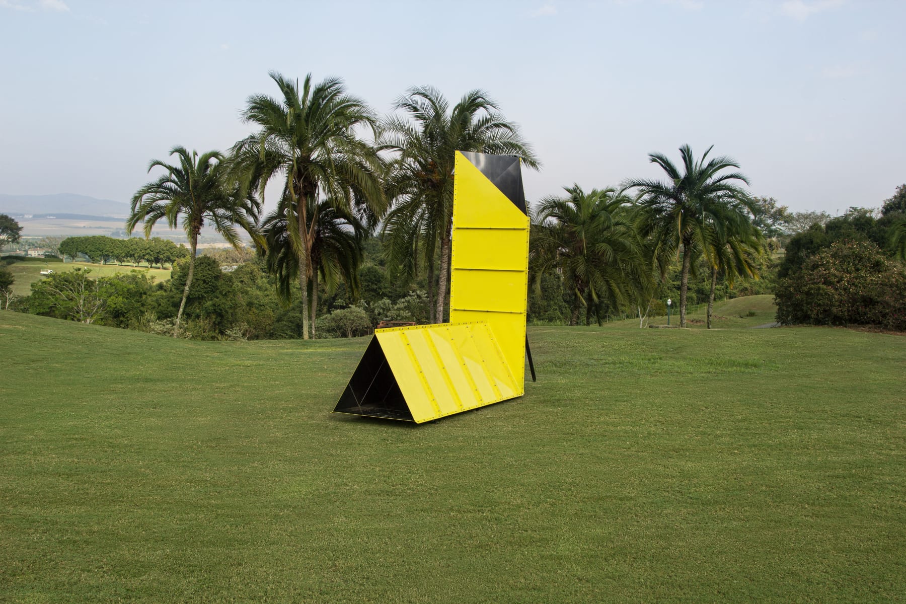 Eduardo Navarro, Cloud consulate, 2019