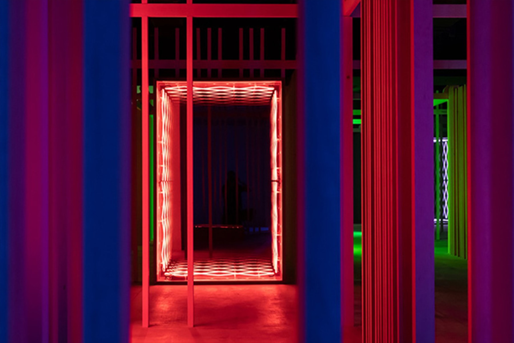 Iván Navarro, vista da exposição 