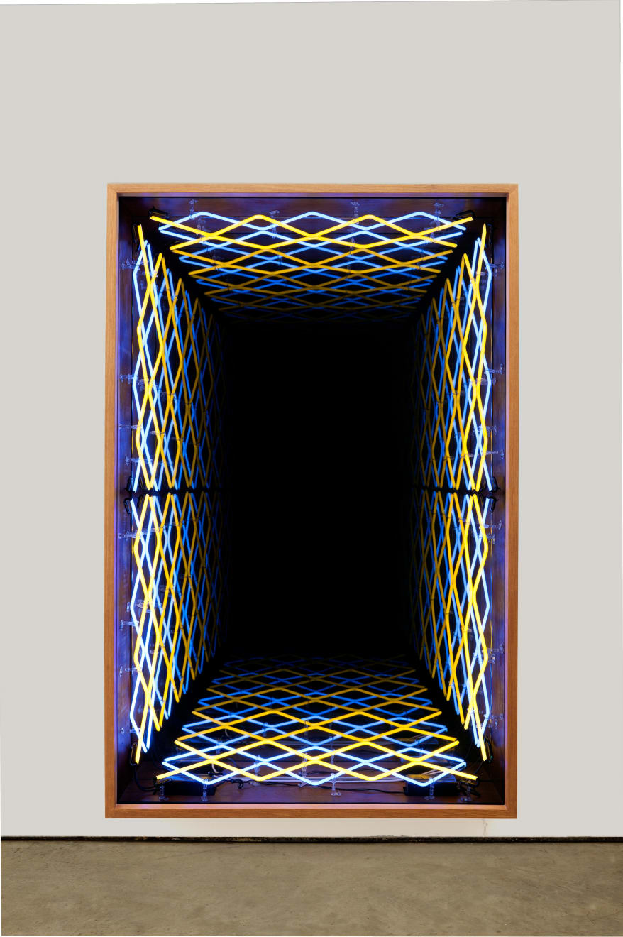Iván Navarro, Diamante Duplo (Amarelo-Azul) | Double Diamond (Yellow-Blue), 2020